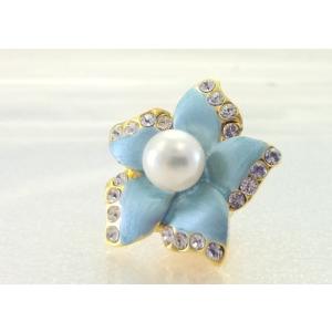 ツジモト真珠のピンブローチ　花　あこや本真珠　タックブローチ  水色フラワー