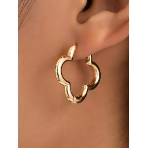 ジュエリー レディース イヤーアクセサリー 1ペア ファッショナブルでかわいい幾何学模様のクローバー フラワーホロウスタッドピアス