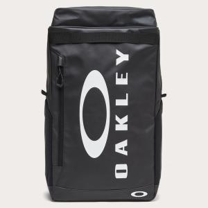 オークリー OAKLEY ENHANCE BACKPACK XL 7.0 FW スポーツアクセサリー バッグパック U BLACK/WHITE FOS901544-022 送料無料｜sportsauthority
