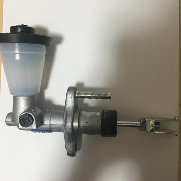 送料無料　ＡＥ86　レビン/トレノ　クラッチマスターシリンダーＡＳＳＹ　国産・新品