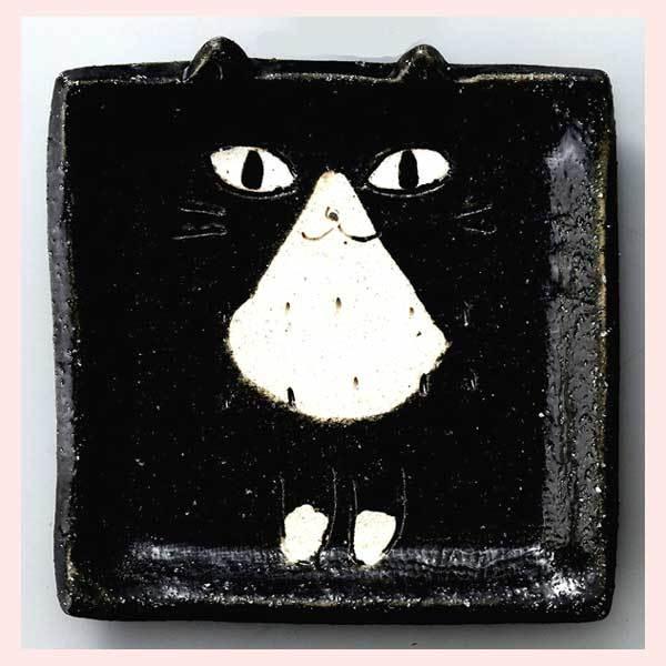 （３Ｐセット）手作り黒猫　角小皿　K4660