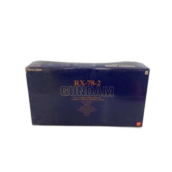 BANDAI◆1/60 PG RX-78-2 ガンダム2号機 地球連邦軍自兵戦用モビルスーツ