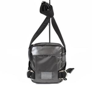 ヴィヴィアンウエストウッド ラインORBエンボス メンズショルダーバッグ Amazon | [ヴィヴィアンウエストウッド] ラインORBエンボス