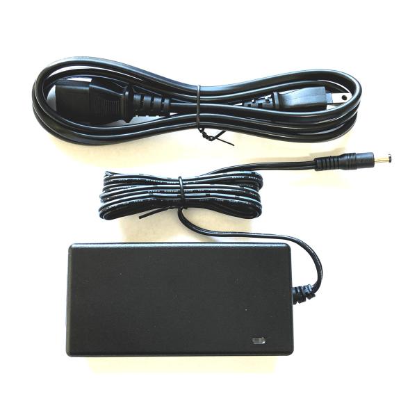 STAGEA製品用ACアダプタ（12V6A）