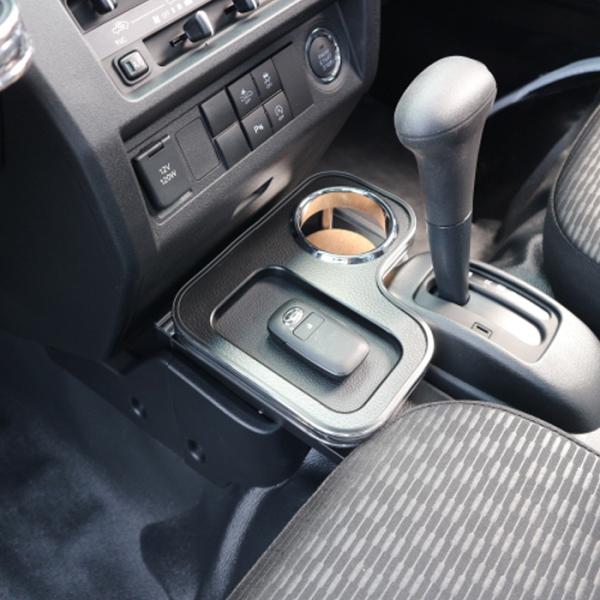 500系 後期型 ハイゼットトラック 純国産 フロントセンターカップホルダー トレー付き(ダイハツ)...