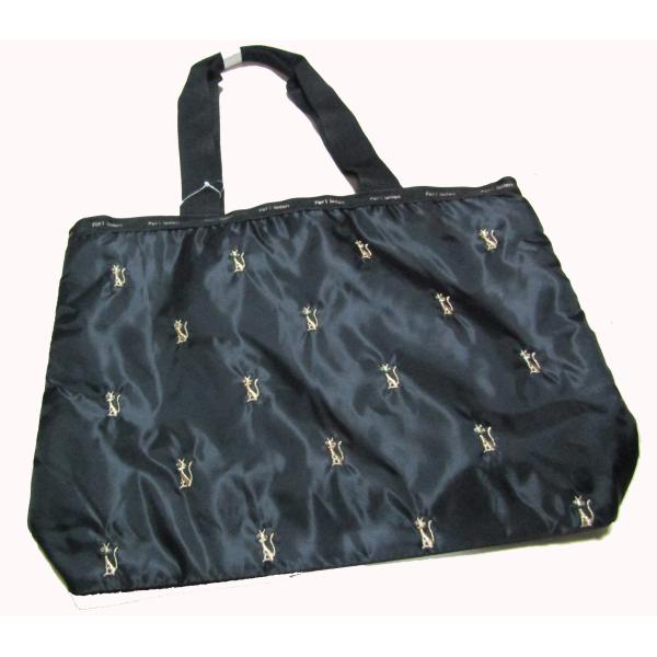 刺繍ねこ柄　軽量トートバッグ黒　　　　ネコ柄バッグ　　猫柄バッグ