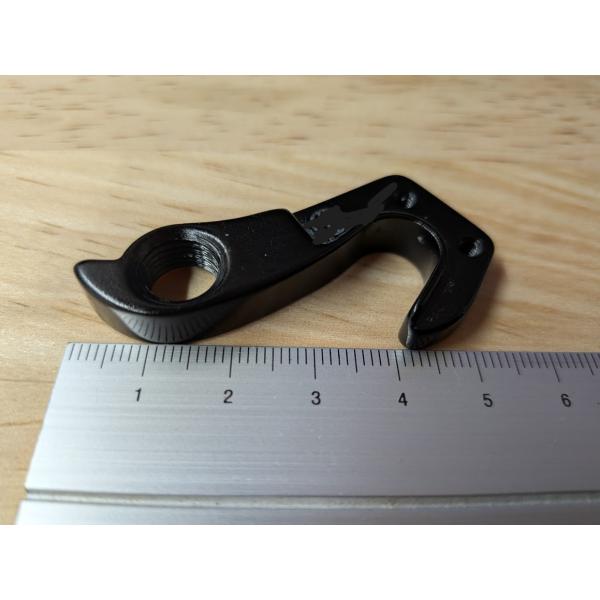 処分 アルミ製 エンドバーツ ブラック 1224 ゆうメール可