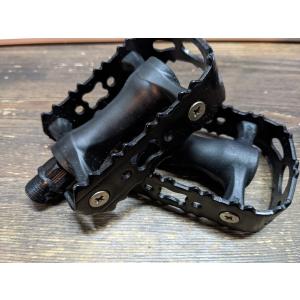 処分 VP Components ペダル 左右セット 軸サイズ9/16インチ