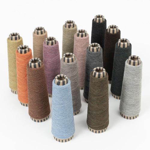 毛糸 ウール 編み物 カシミヤ混紡毛毛糸３０ｇ 約５４０ｍ 引き揃え セール コットンと一緒におすす...