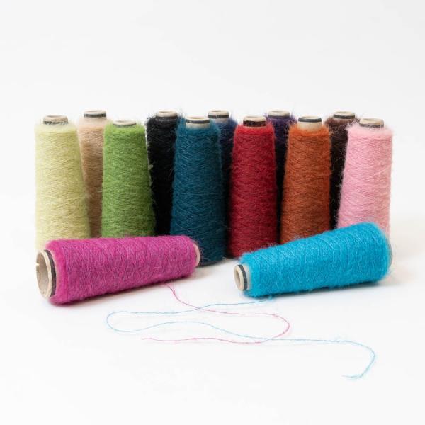 ふわふわ毛足のウールタムヤーン ５０g ウール アウトレット まとめ買い 人気 通販 シュシュ ピア...