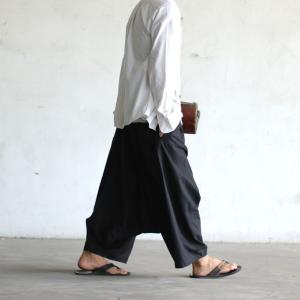 ブラック 袴パンツ ワイドパンツ アンクルワイ...の詳細画像3