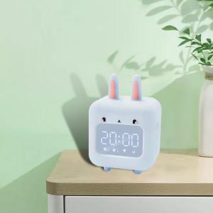 目覚まし時計テーブル卓上時計はベッドサイドキッチン大人のためのガジェットを目覚めさせる青