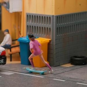 1/64フィギュアスケートボードガールミニチュ...の詳細画像4