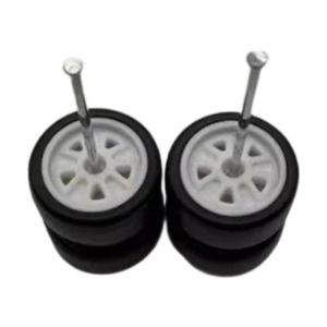 1/64 RCカー用ホイールとタイヤ2個入り 頑丈な直接交換用スペアパーツアクセサリー ホワイト