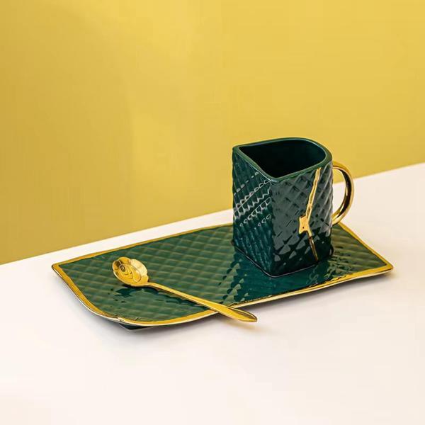 ゴールド塗装コーヒー カップとソーサー セット バッグ モデリング パーティー朝食グリーン