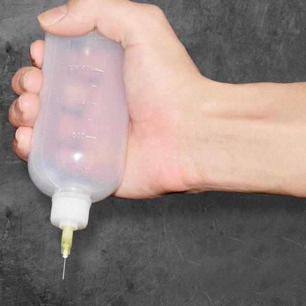 スクラップブッキングペーパー用に再利用可能なニードルチップグルーボトルアプリケーター