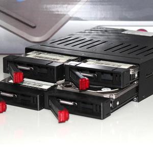 4スロットsata内蔵ラック4 × 2.5イン...の詳細画像2