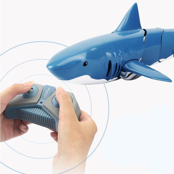 リアルなリモコンサメのおもちゃ1:18スケール充電式防水バスタブRCボートおもちゃギフト5歳以上の男...