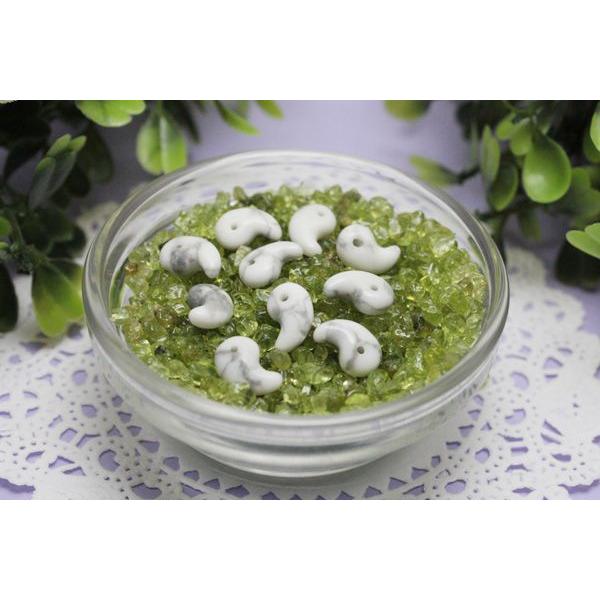 石流通センター 勾玉 置き石 勾玉 SS ホワイトハウライト 天然石 パワーストーン