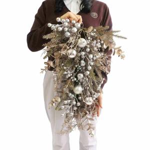 クリスマスリース おしゃれ 玄関 造花_ゴール...の詳細画像1