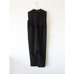 美品 2023FW HYKE / ハイク 16185 SOALON SLEEVELESS JUMPSUIT 1 BLACK / サロペット オールインワン ワンピース｜storeclocher