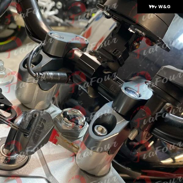 並行輸入品  22MM ハンドルバー ライザークランプ F750GS R1200R F800ST C...