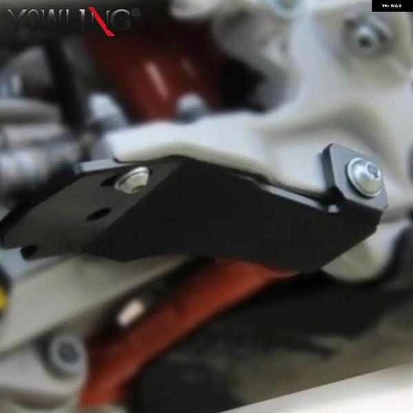 並行輸入品 ヒールカバー ガード ブレーキ シリンダー ガード 690 エンデューロ R SMC R...