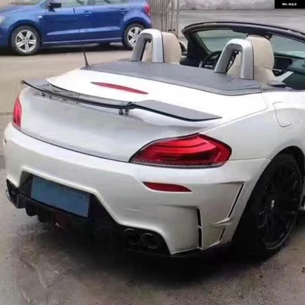 並行輸入品 2009 - 13 BMW Z4 E89用 リア トランク リッド カースポイラー 可動...