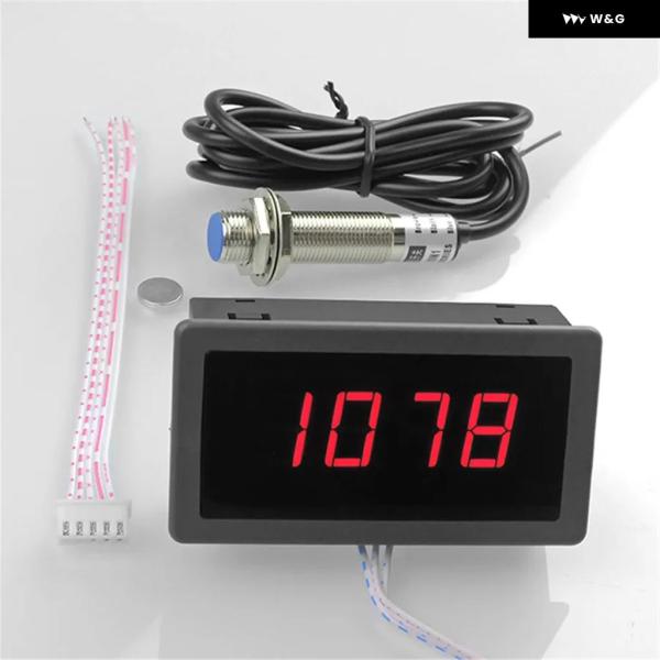 並行輸入品  高精度デジタル周波数タコメーター 0.56インチ 4 LED DC 8-15V 車用モ...