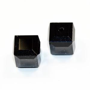 SWAROVSKI（スワロフスキー） #5601 (キューブ)4mm /1個 : アイ・ラブ