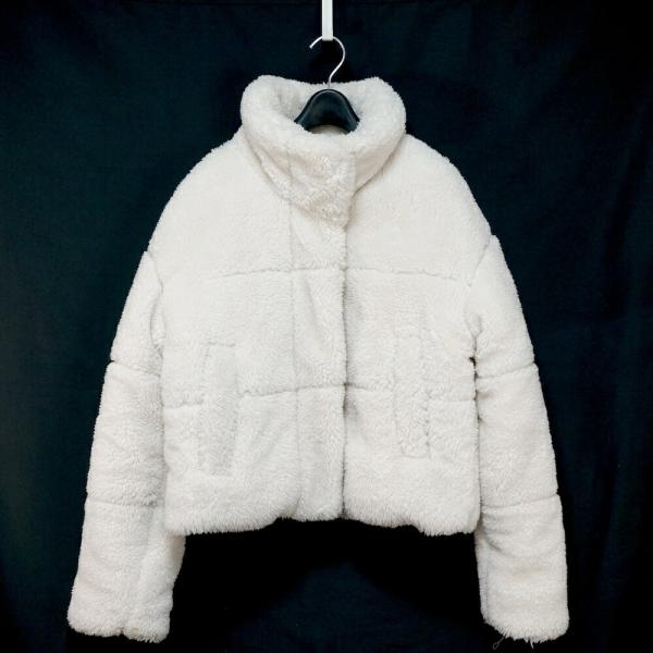 alo アロー Sherpa Snow Angel Puffer ボア パフィ ジャケット ホワイト...