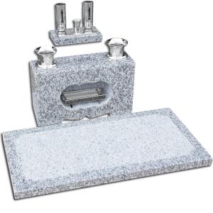 ちいさい 五輪塔 岡山県万成石 供養塔 和風 オブジェ 供養墓 空風火水