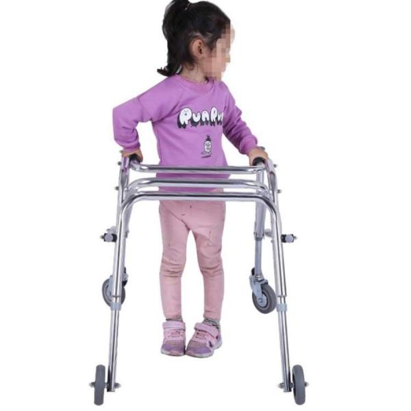 4つの車輪とパッド入りシートを備えた子供用直立歩行器、障害のある子供と病院のための調節可能な折りたた...