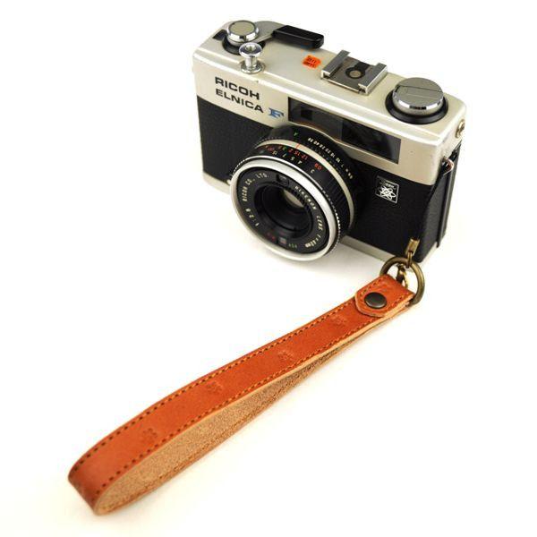 カメラハンドストラップ ヌメ革 小梅柄 レザー 和柄