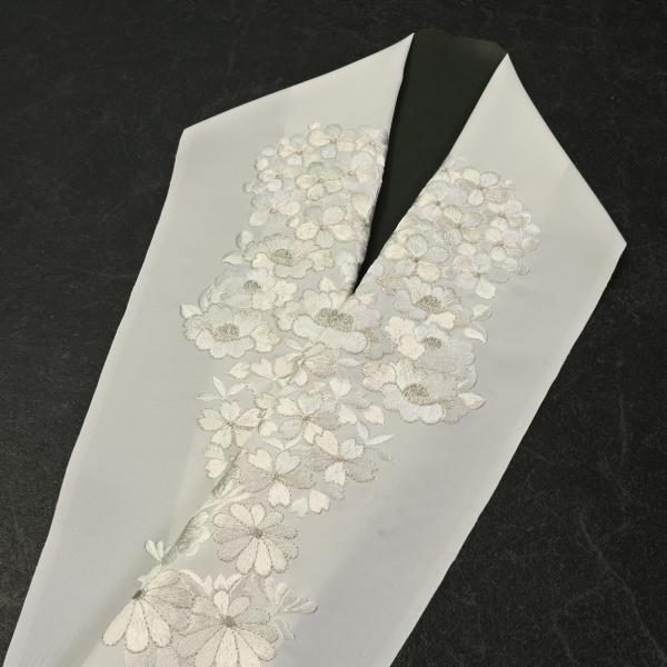 【最新作】91DR30044/半襟/刺繍半衿/DA002-3/振袖用/刺繍/桜/菊/白銀/日本製
