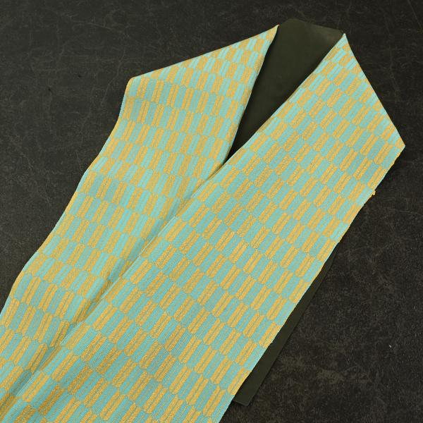 91NK35050【在庫処分品】【少々難有り】半襟/矢羽金加工半衿/3061-6/瑠璃/矢羽/振袖用...