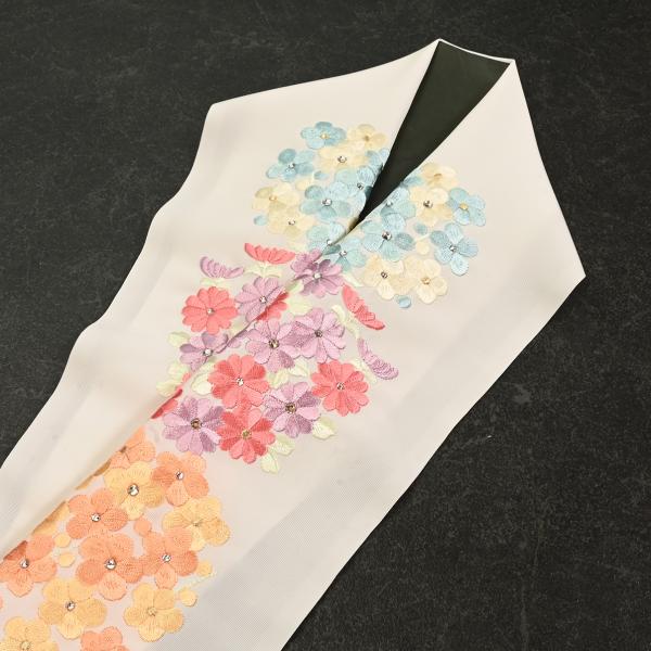 91NK35300【在庫処分品】【少々難有り】半襟/ストーン入り刺繍半衿/Silelly/シルエリー...