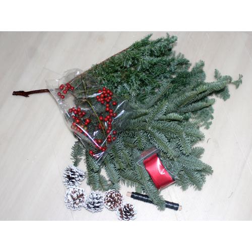 モミの木とヒムロスギのクリスマスリースキット  手作りキット 生花 切花 資材