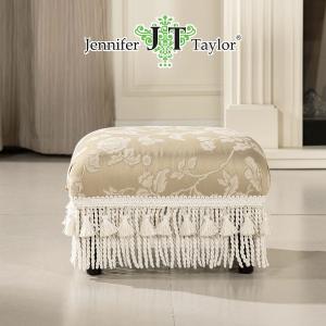 イタリア製 スツール ベージュ 花柄 猫脚 木製 完成品 オットマン