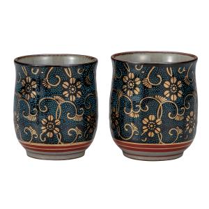 渦打青粒　酒盃　九谷焼 酒盃（内金彩） 渦打青粒盛金宝相華唐草文 [ 三代 仲田錦玉 ]