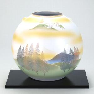 日本の伝統工芸品【九谷焼】10号花瓶 金箔鶴木立連山 N177-01 : 九谷焼