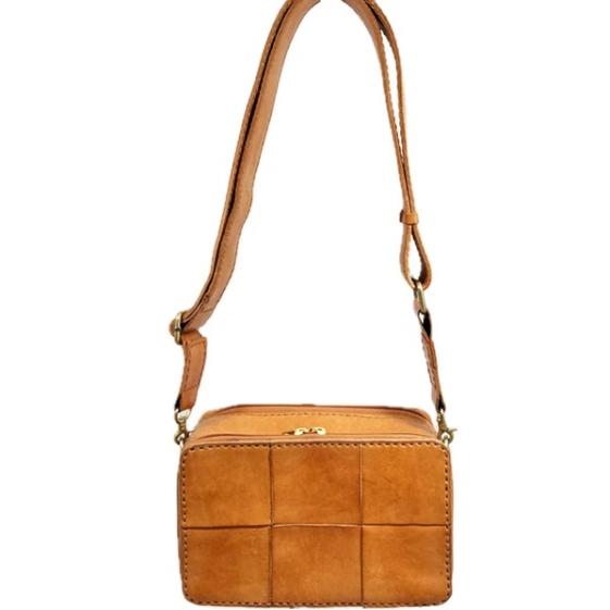 zucchero ズッケロ 40091 本革 ショルダーバッグ レディス お財布ショルダー 斜めがけ