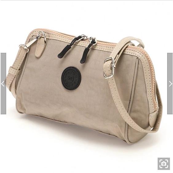 SAVOY サボイ SM21581606 ナイロン系素材のショルダーバッグ
