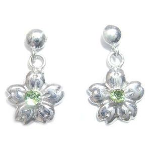 ピアス 8月誕生石ペリドットピアス 花 ペリドットピアス 花モチーフ 送料無料 レディース アクセサリー セール アクセサリー ブランド V114 ピアス V114 Suehiro レビュー高評価のおせち贈り物