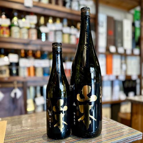 山本 Pure Black ピュアブラック 純米吟醸 1800ml 秋田県 山本酒造店 日本酒 爆買