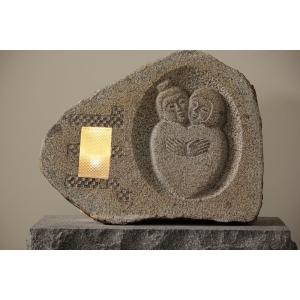 伝統工芸 石の彫刻品「石の花」アート作品 置き物 美術品 オブジェ