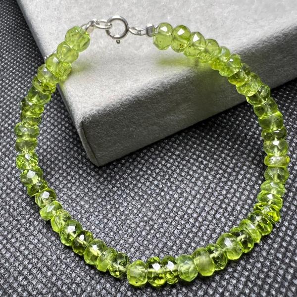 天然 ペリドット ボタンカット 5.5mm ブレスレット  天然ペリドット