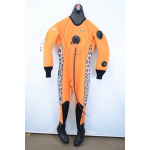 World Dive 5mm 男性用 ドライスーツ（170cm/65kg/ブーツ26cm)［Dsui...