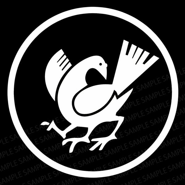 カッティングステッカー 八咫烏（ヤタガラス） 転写シール 車・バイクなどのドレスアップや傷隠し 直径...