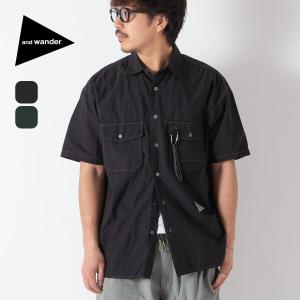 and wander（アンドワンダー） ストレッチリップバンドカラーシャツ